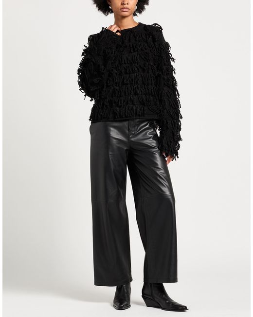Pullover Not Shy de color Black