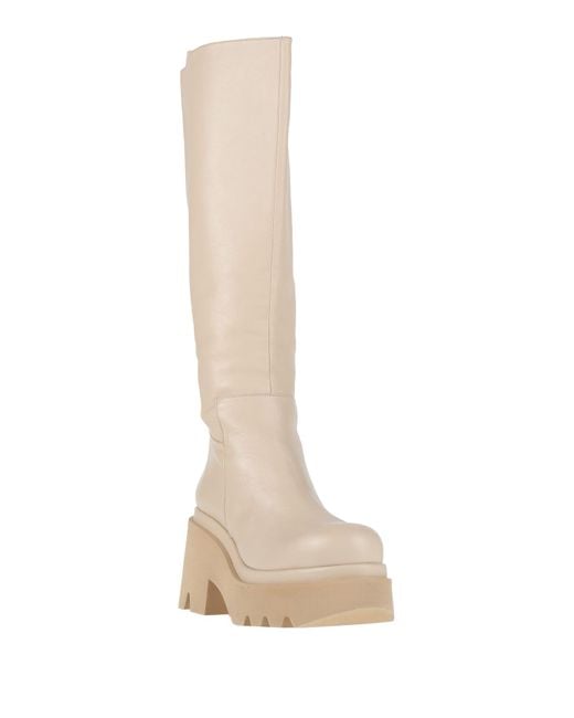 Paloma Barceló White Boot