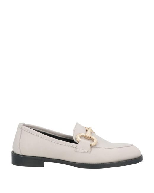 Nila & Nila White Loafer