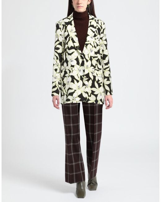 Max Mara White Blazer