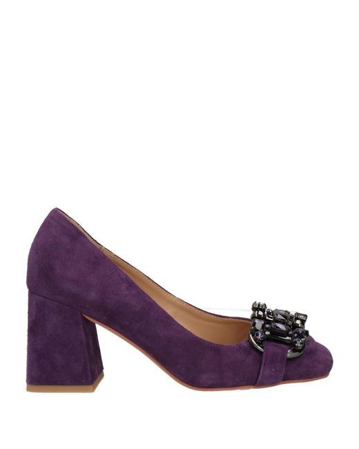 Alma En Pena. Purple Pumps