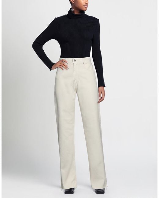 CROCHÈ White Pants