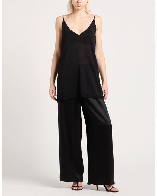 Circus Hotel Black Top