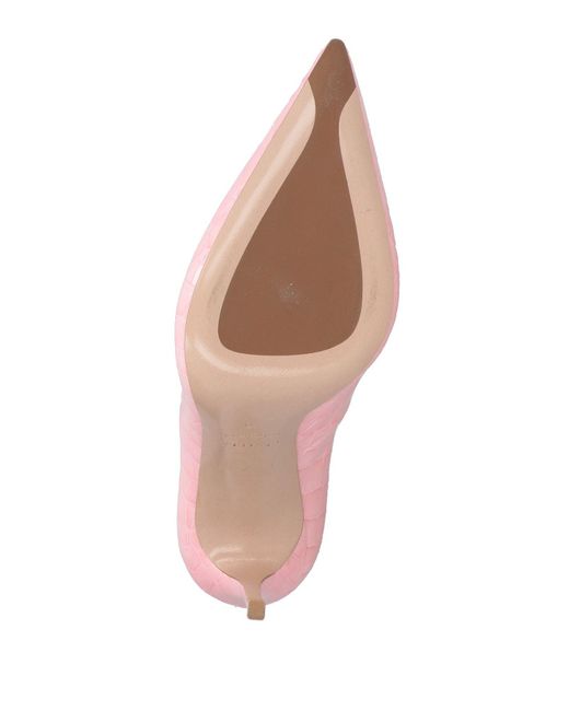 Le Silla Pink Pumps