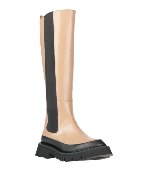 Evaluna White Boot