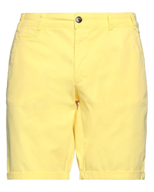 Hiltl Yellow Shorts & Bermuda Shorts for men