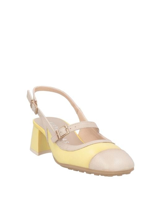 Hispanitas Natural Pumps