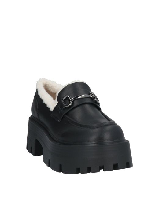 Steve Madden Black Loafer