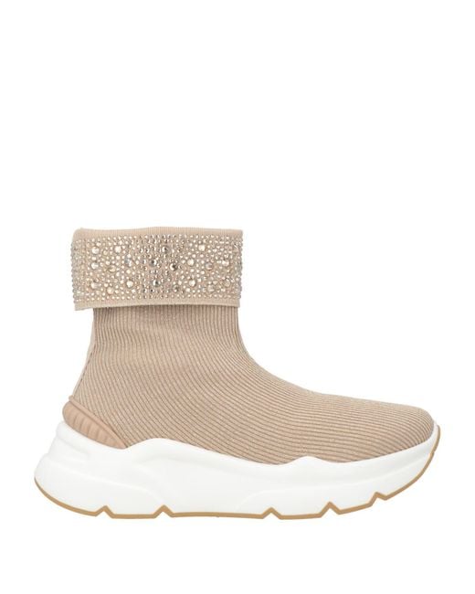 Emanuélle Vee Natural Sneakers