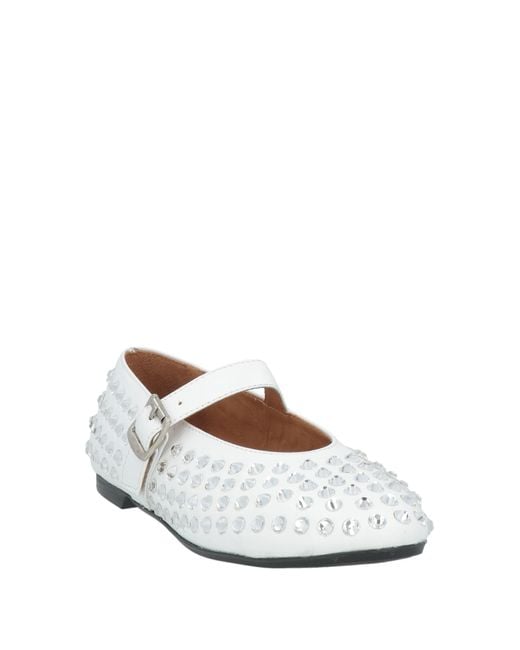 GISÉL MOIRÉ White Ballet Flats