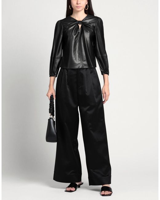 Nenette Black Tops