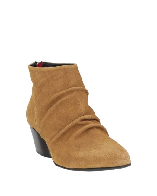 Halmanera Brown Ankle Boots