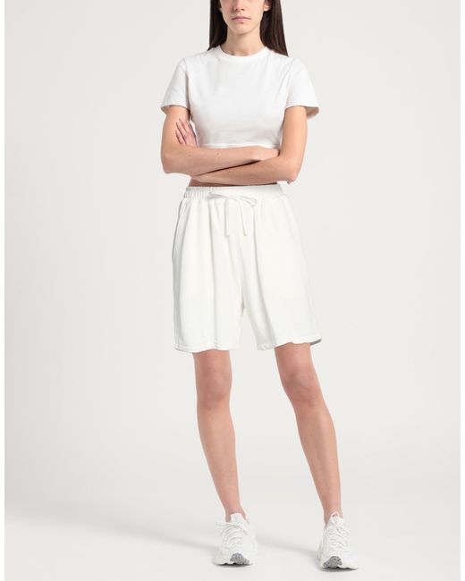 Trusted Handwork White Shorts & Bermuda Shorts Cotton, Lyocell, Polyester