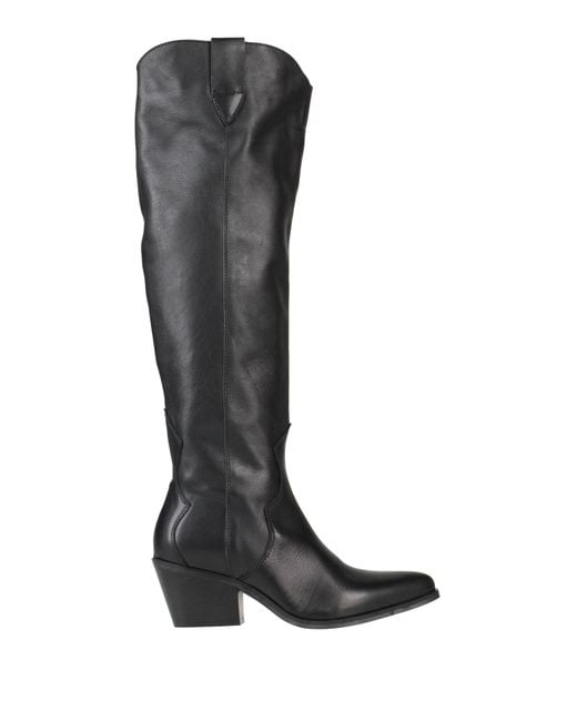 Nira Rubens Black Boot