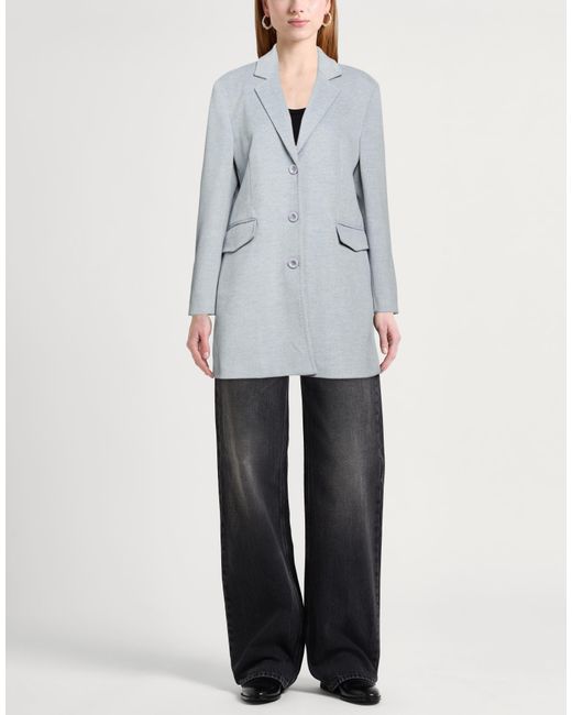 Siste's Blue Coat
