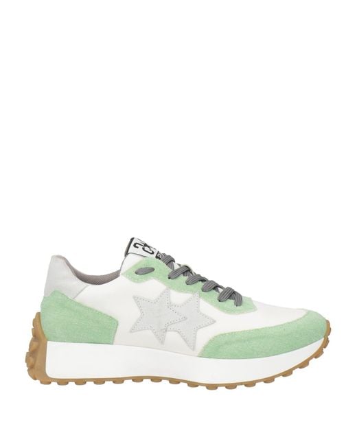 2 Star Green Trainers