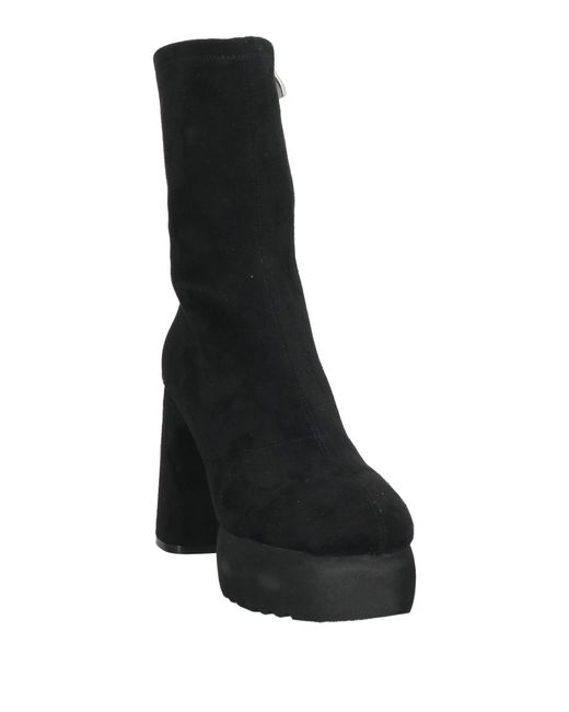 Jeannot Black Ankle Boots