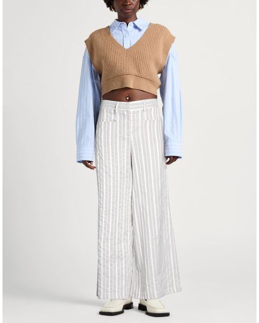 Siste's White Pants