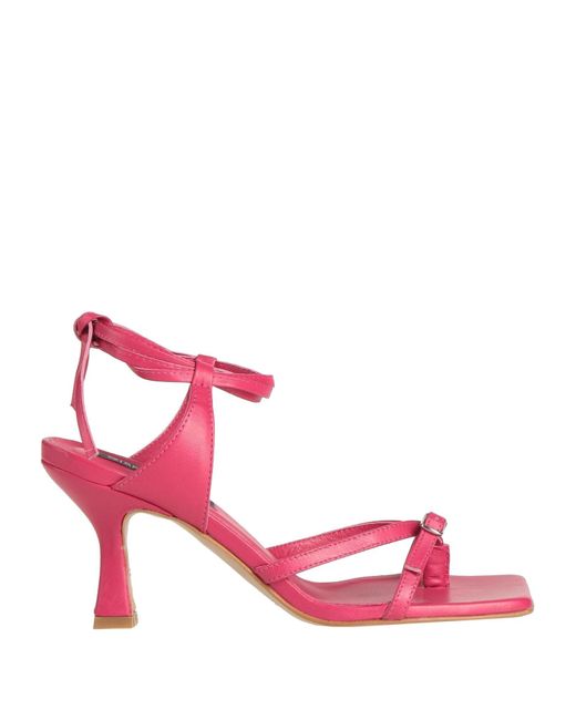 GISÉL MOIRÉ Pink Thong Sandal