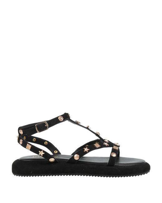 Ovyè Black Sandals