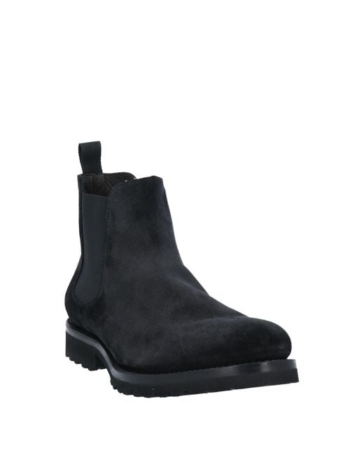 Ortigni Black Ankle Boots for men