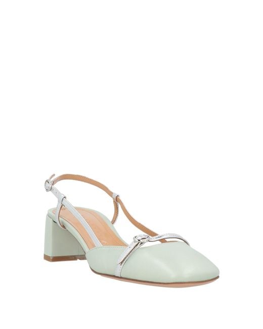 A.Bocca White Pumps Leather