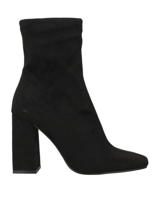 Steve Madden Black Ankle Boots