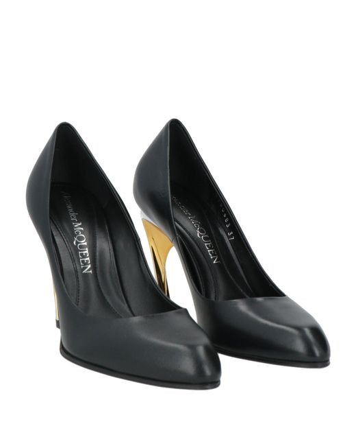 McQueen Black Pumps