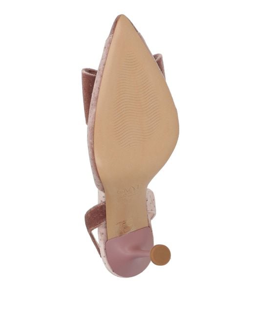 Ovyè Pink Pumps