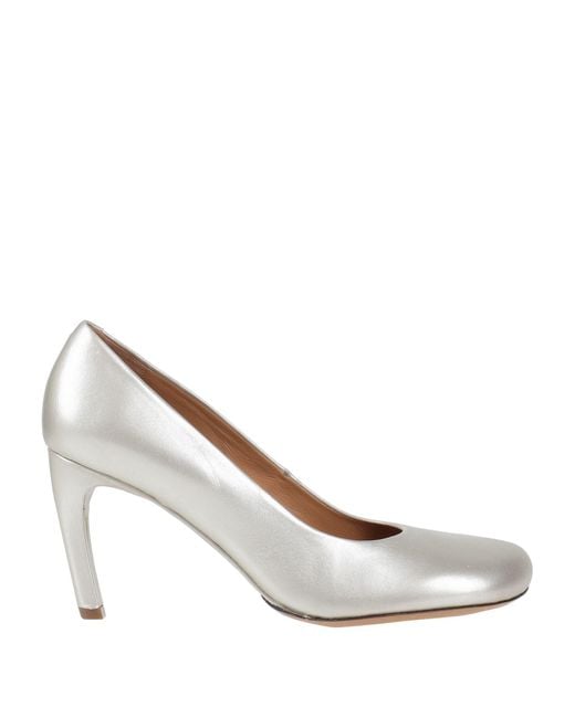 White hotsell van pumps