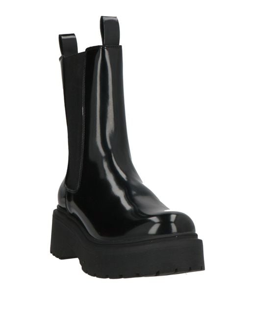 Steve Madden Black Ankle Boots