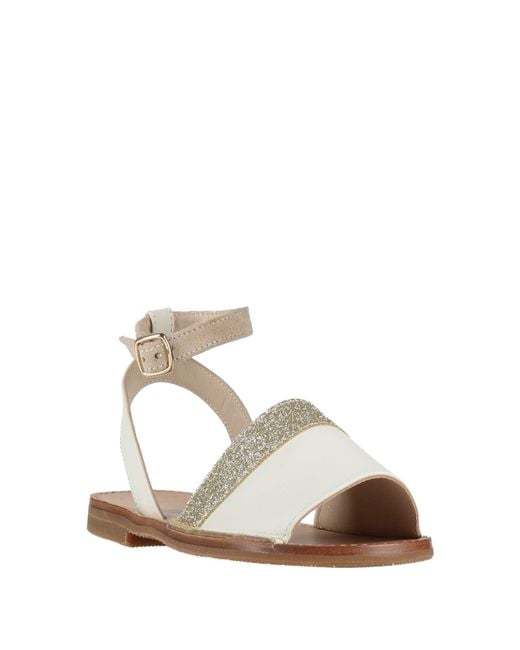 Eleventy White Sandals