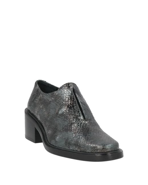 Zinda Gray Loafer