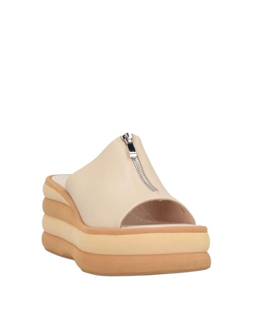 Emanuélle Vee White Sandals