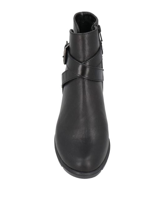 The Flexx Black Ankle Boots
