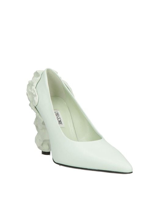 Del Core White Pumps