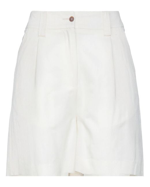 HANAMI D'OR White Shorts & Bermuda Shorts