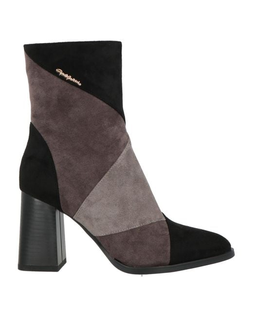 Gai Mattiolo Black Ankle Boots