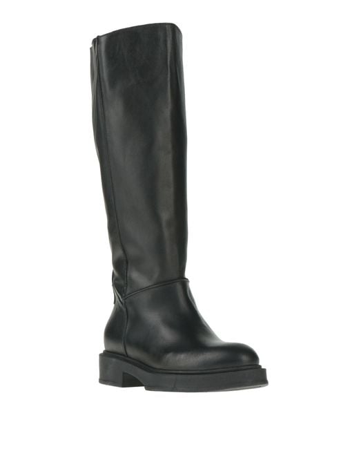 Nila & Nila Black Boot
