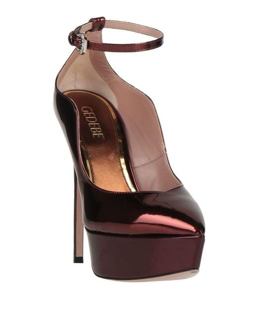 Gedebe Brown Pumps