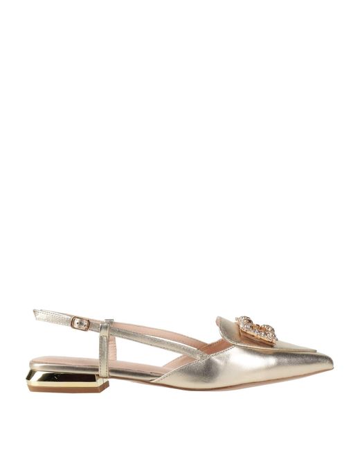 Tosca Blu Natural Ballet Flats