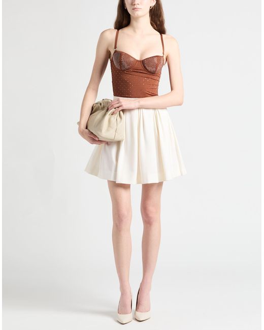 Top Fisico de color Brown