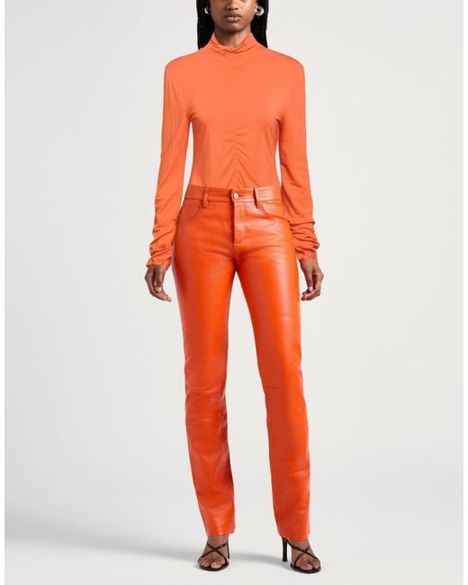 Camiseta AVAVAV de color Orange