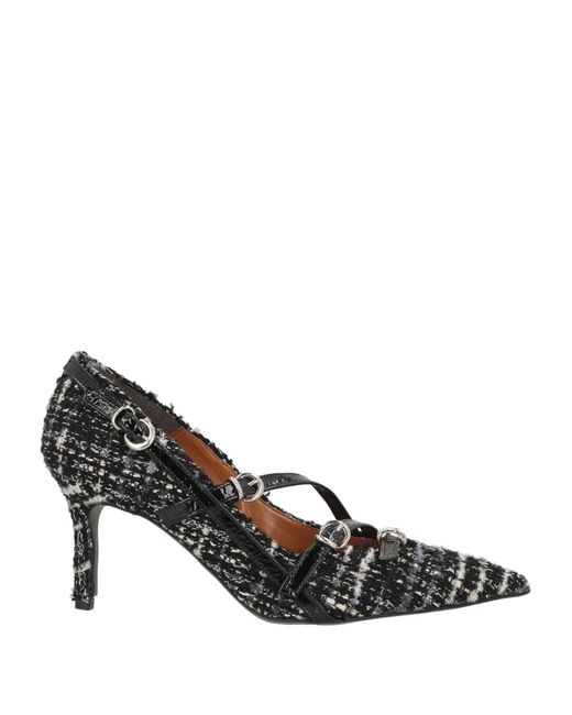 Divine Follie Black Pumps