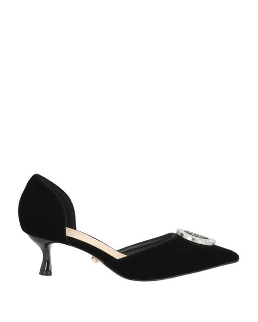 Twenty Four Haitch Black Pumps
