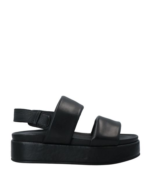 HABILLÈ Black Sandals