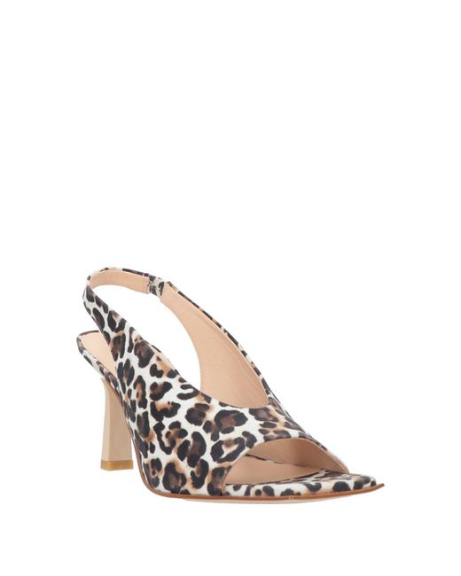 Zinda White Sandals