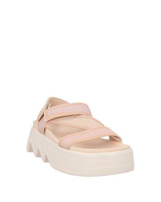 Le Silla Natural Sandals