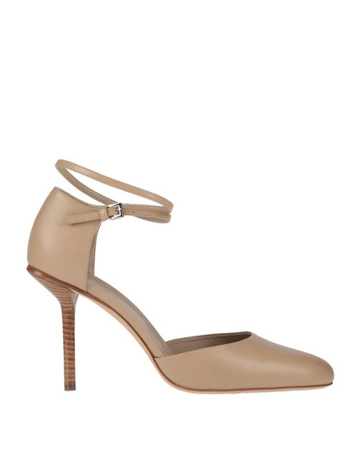 Max Mara Natural Pumps