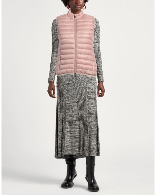 Canadian Pink Gilet